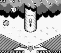 une photo d'Ã©cran de Kirby s Pinball Land sur Nintendo Game Boy